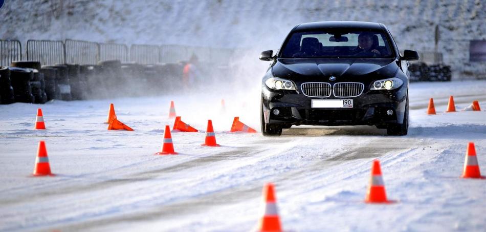 Обучение экстремальному вождению и прокат авто в Казани